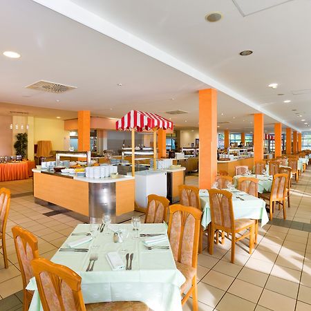 Apartments Polynesia Plava Laguna Умаг Ресторант снимка