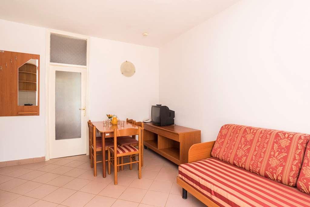 Apartments Polynesia Plava Laguna Умаг Стая снимка